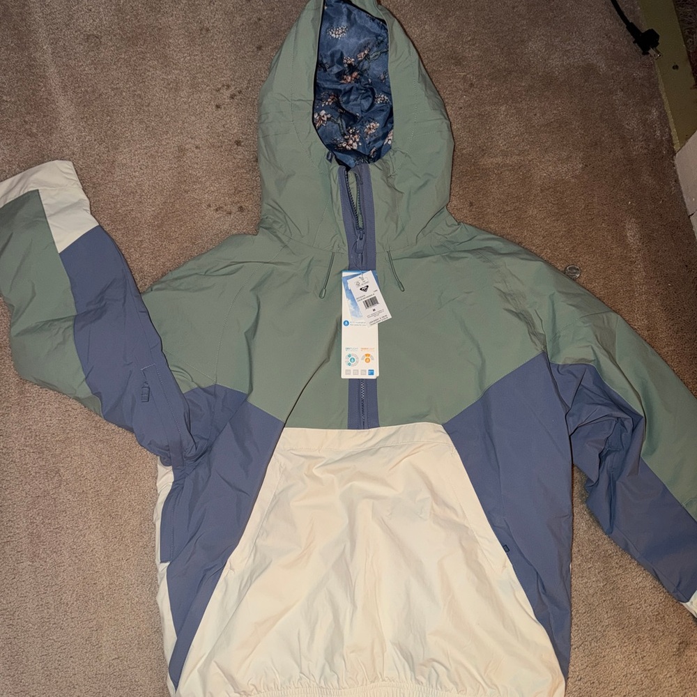 Roxy Chloe Kim Snowboard Jacket + Pants Set